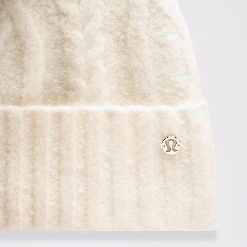 Lululemon Women's Alpaca Wool-Blend Cable-Knit Pom Beanie Light Ivory - Picture 7 of 7